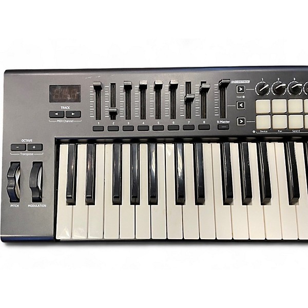 Used Novation Used Novation Launchkey 49 Key MIDI Controller