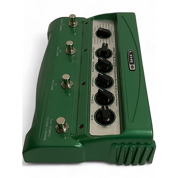 Used Line 6 Used Line 6 DL4 Delay Modeler Effect Pedal