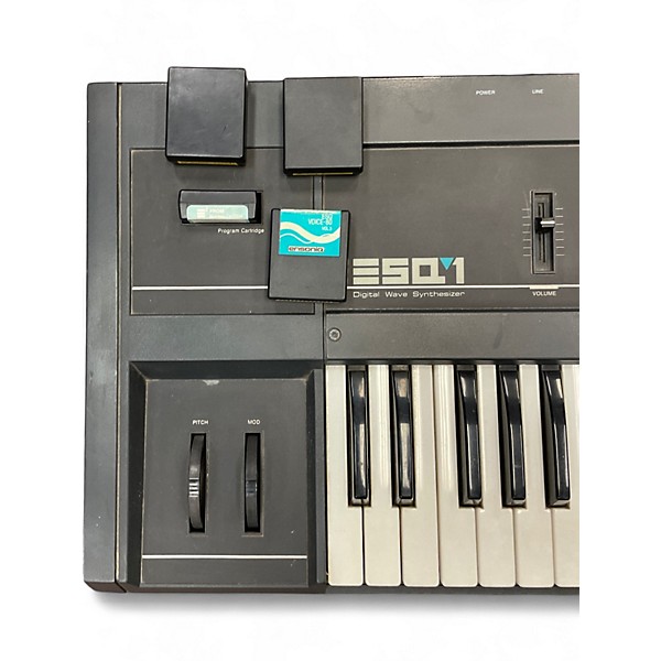 Used Ensoniq Used Ensoniq ESQ1 Keyboard Workstation