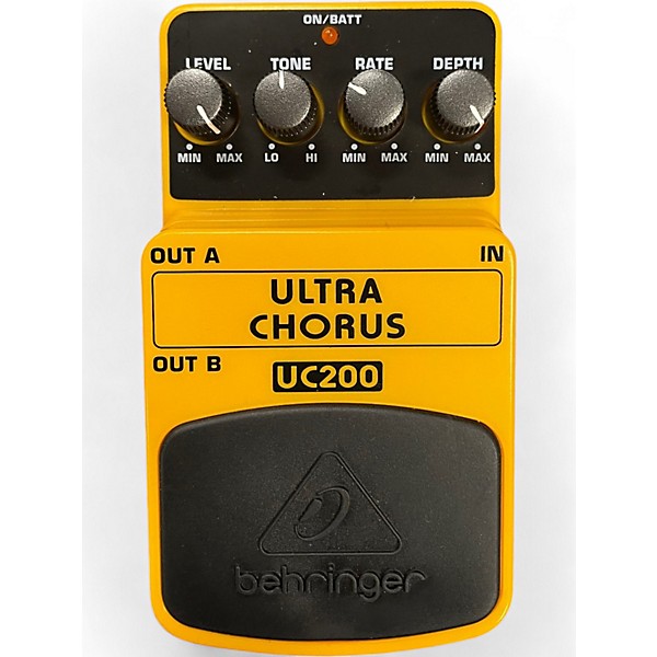 Used Behringer Used Behringer UC200 Stereo Chorus Effect Pedal