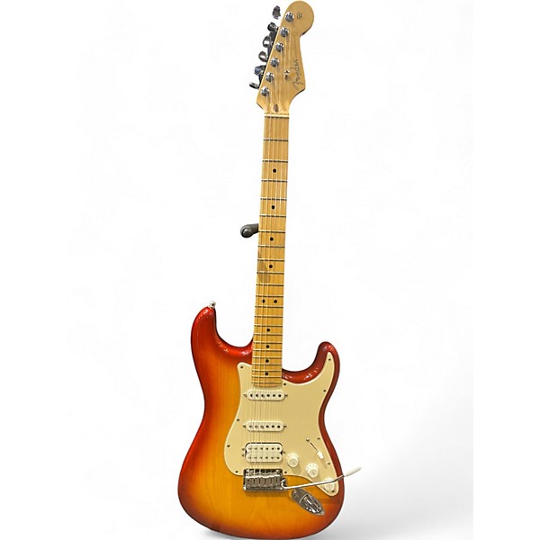 Used Fender Used Fender American Standard Stratocaster 2 Color Sunburst Solid Body Electric Guitar