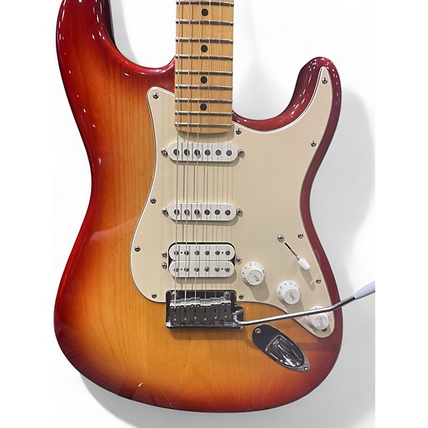 Used Fender Used Fender American Standard Stratocaster 2 Color Sunburst Solid Body Electric Guitar