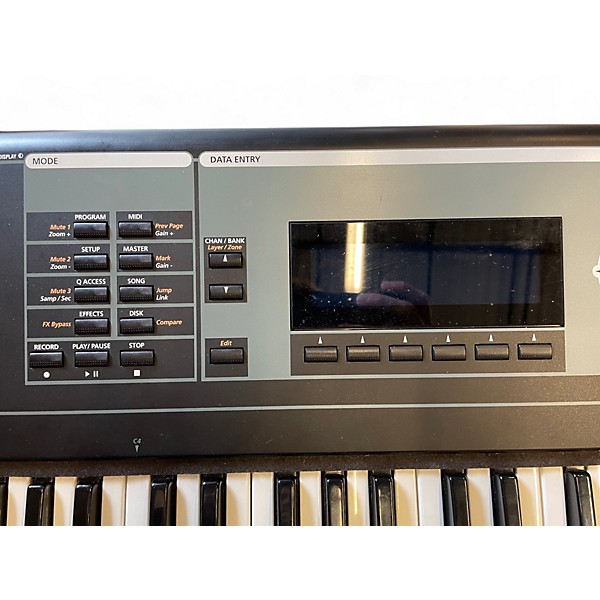 Used Kurzweil Used Kurzweil K2661 Keyboard Workstation