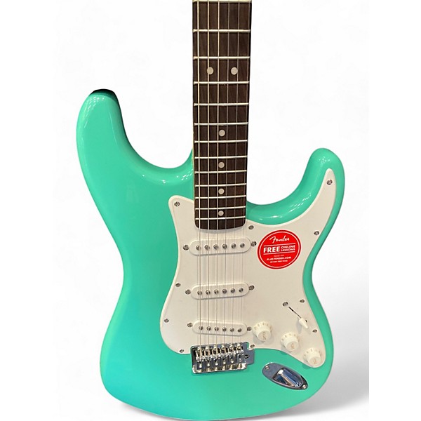 Used Fender Used Fender Bullet SSS Stratocaster Surf Green Solid Body Electric Guitar