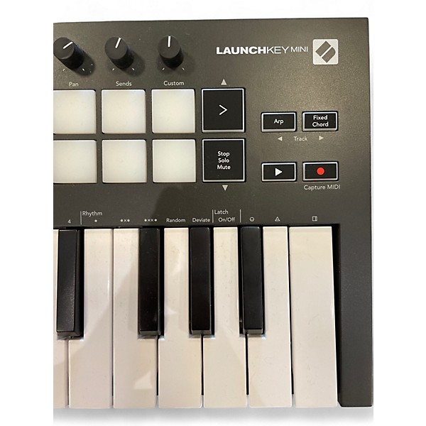 Used Novation Used Novation Launchkey Mini MIDI Controller