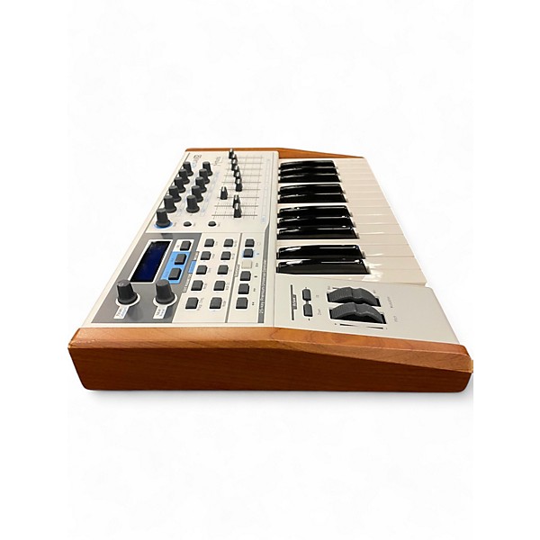 Used Arturia Used Arturia Keylab 25 Hybrid MIDI Controller