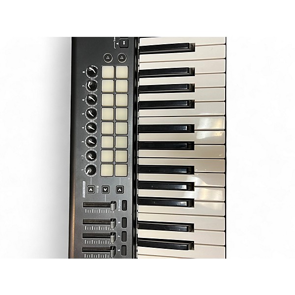 Used Novation Used Novation Launchkey 49 Key MIDI Controller