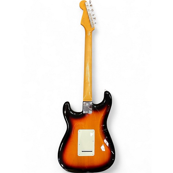 Used Fender Used Fender Vintera II 60's Stratocaster 2 Tone Sunburst Solid Body Electric Guitar