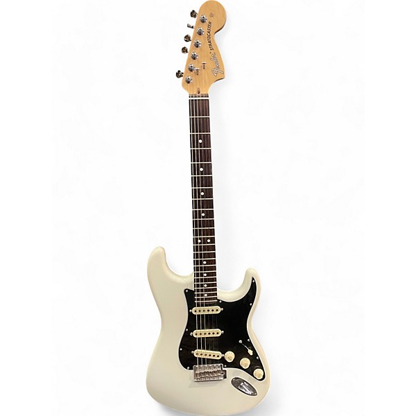 Used Fender Used Fender American Performer Stratocaster SSS Olympic White Solid Body Electric Guitar