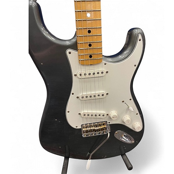 Used Fender Used Fender Custom Shop 1968 Journeyman Relic Stratocaster Gray Solid Body Electric Guitar