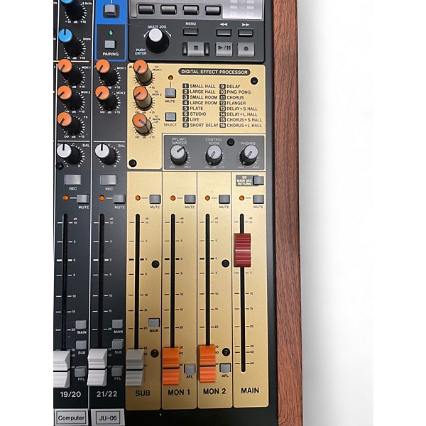 Used TASCAM Used TASCAM MODEL24 Unpowered Mixer