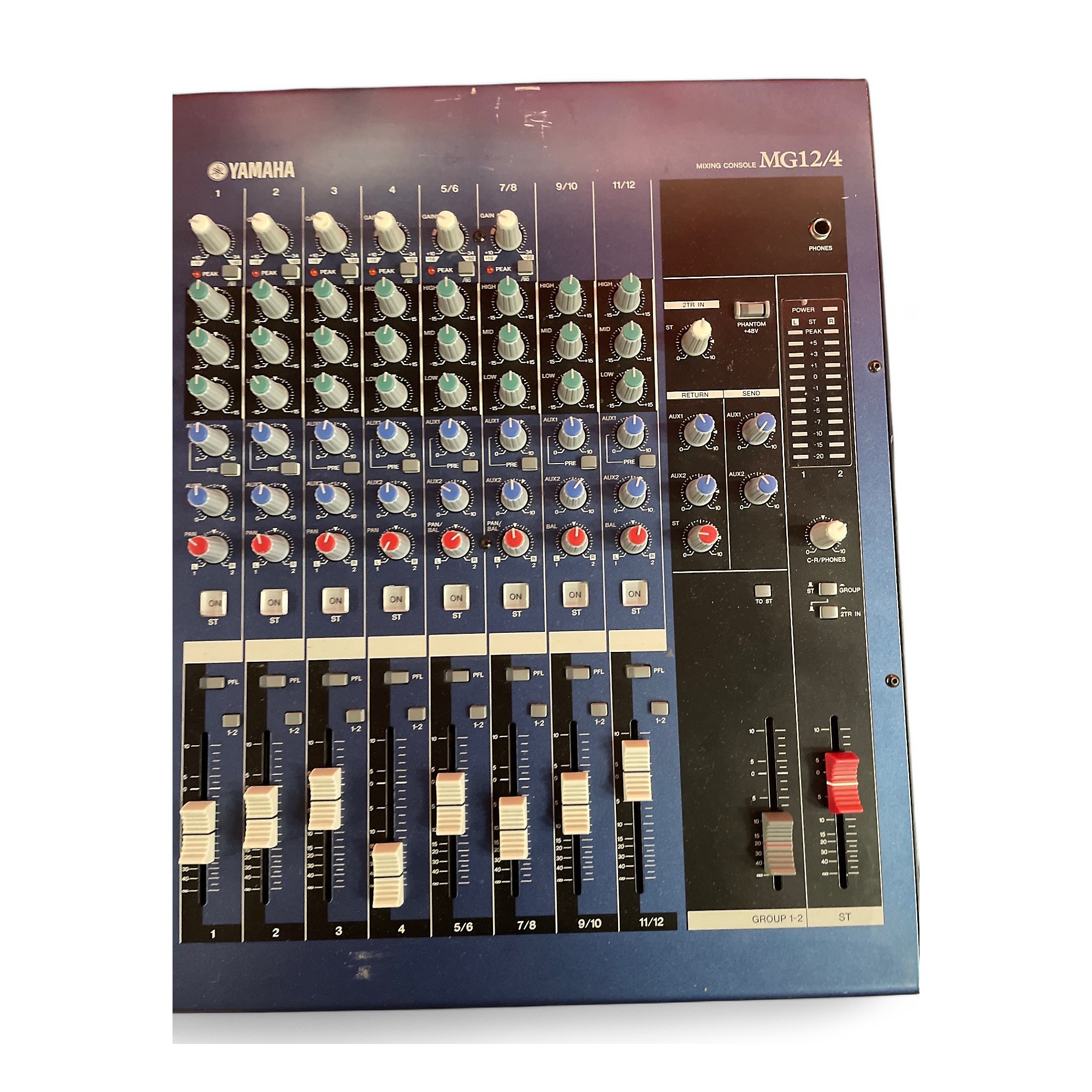 Used Yamaha MG12/4 Line Mixer | Guitar Center