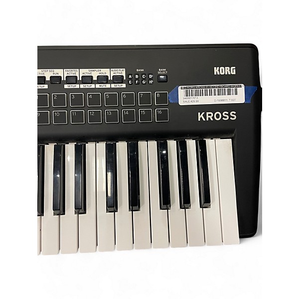 Used KORG Used KORG Kross 61 Key Keyboard Workstation