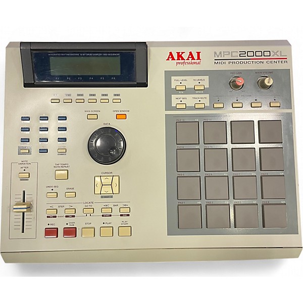 Used Akai Professional Used Akai Professional MPC2000XL Production Controller