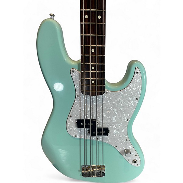 Used Fender Used Fender Mark Hoppus Signature Jazz Bass Daphne Blue Electric Bass Guitar