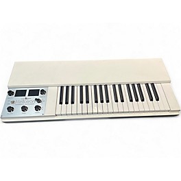 Used Mellotron M4000D Mini Synthesizer