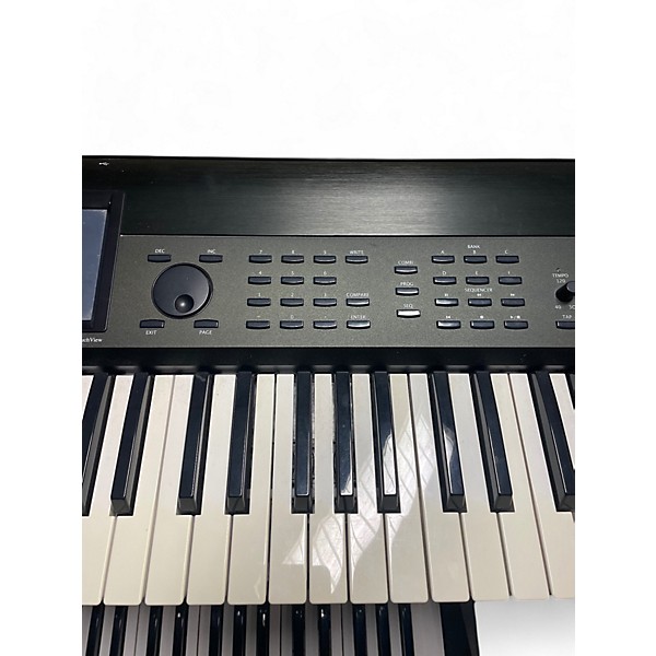 Used KORG Krome 73 Key Keyboard Workstation