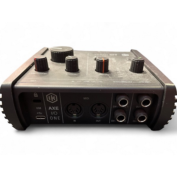 Used IK Multimedia Axe I/o one Audio Interface