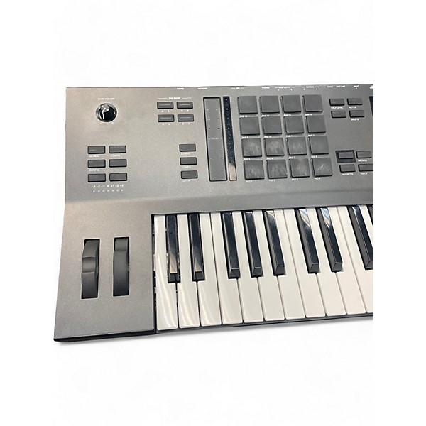 Used Akai Professional Used Akai Professional MPC Key 61 Keyboard Workstation