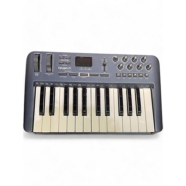 Used M-Audio Oxygen 25 Key MIDI Controller