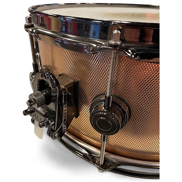 Used DW Used DW 6.5X14 COLLECTOR'S KNURLED BRONZE BRONZE Drum