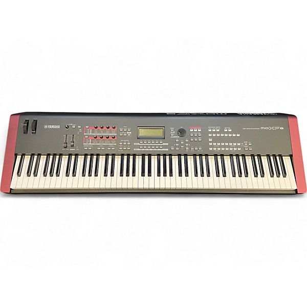 Used Yamaha MOXF8 88 Key Keyboard Workstation