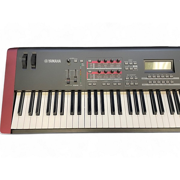 Used Yamaha MOXF8 88 Key Keyboard Workstation