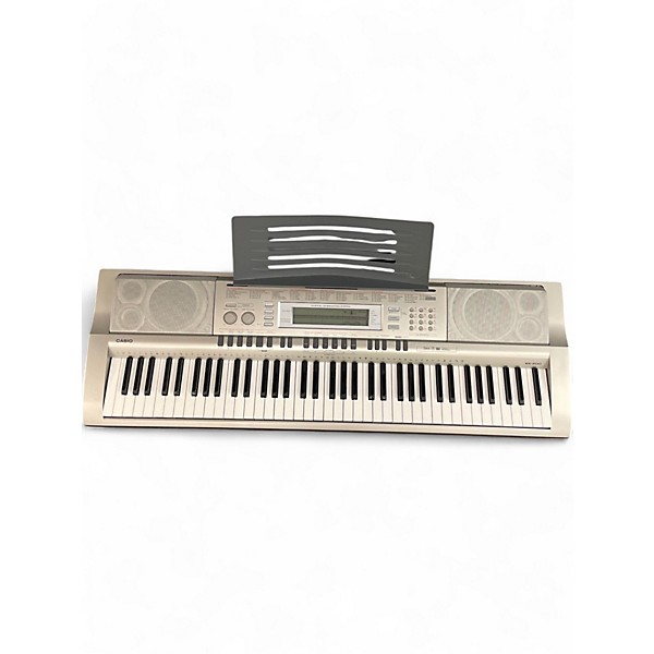 Used Casio Used Casio WK200 76 Key Keyboard Workstation