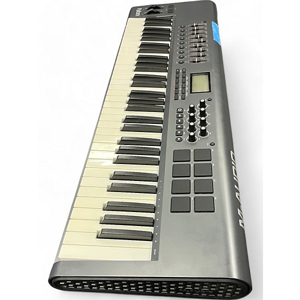 Used M-Audio Axiom 61 Key MIDI Controller