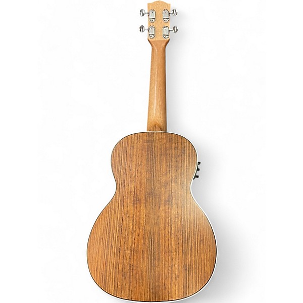 Used Fender Rincon Natural Ukulele