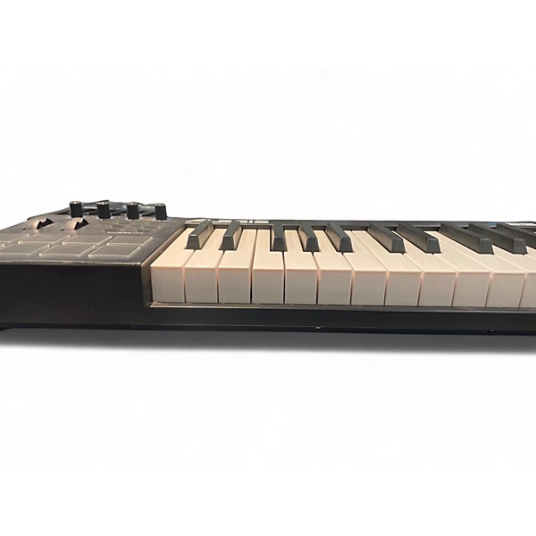 Used Alesis V25 25 Key MIDI Controller