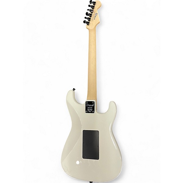 Used Charvel Used Charvel Pro-Mod So-Cal Style 1 2H FR Left Handed Snow White Solid Body Electric Guitar