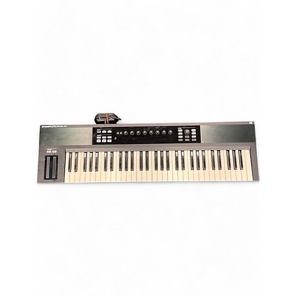 Used Native Instruments Komplete Kontrol S61 MIDI Controller