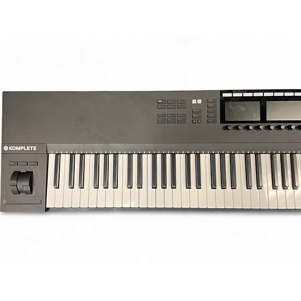 Used Komplete Kontrol S88 MIDI Controller