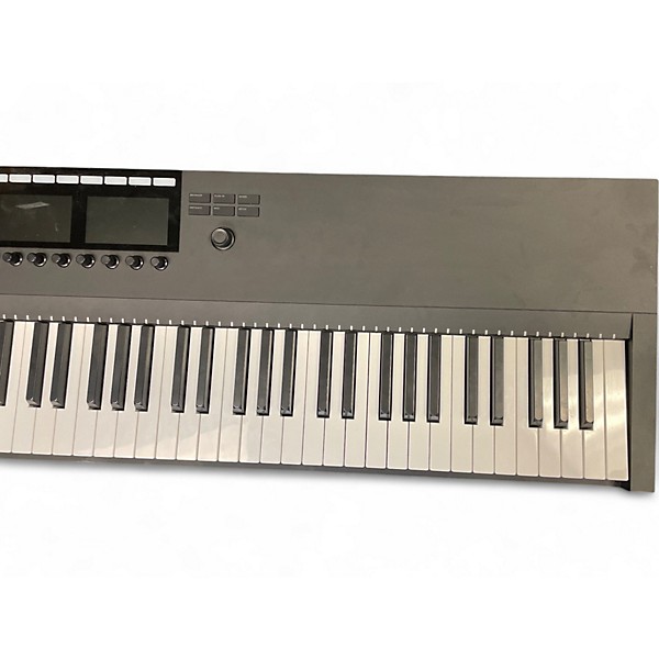 Used Komplete Kontrol S88 MIDI Controller