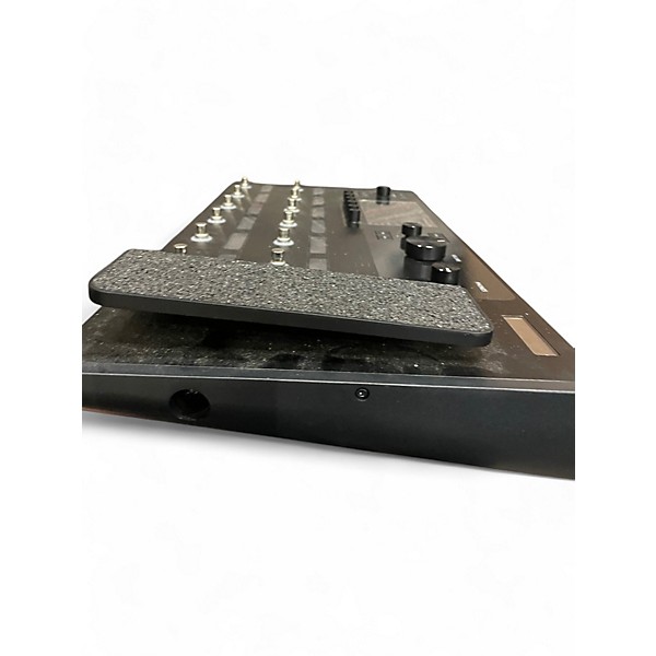 Used Line 6 Helix Effect Processor