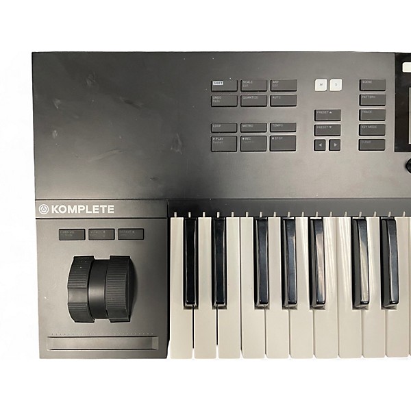 Used Native Instruments Komplete Kontrol S49 MK2 MIDI Controller