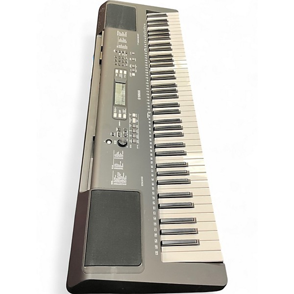 Used Yamaha PSREW300 76 Key Portable Keyboard