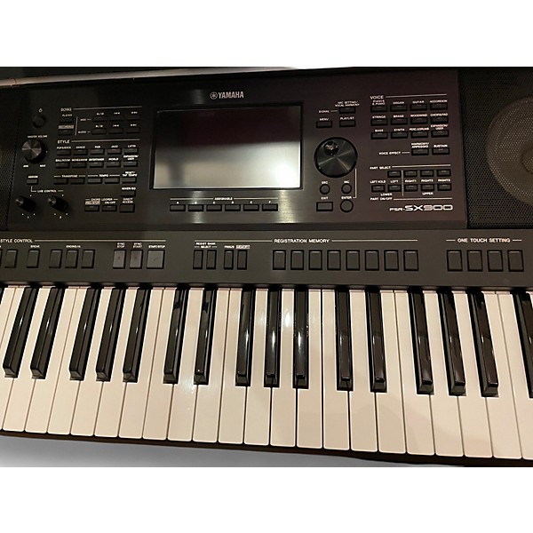 Used Yamaha PSRSX900  Keyboard Workstation