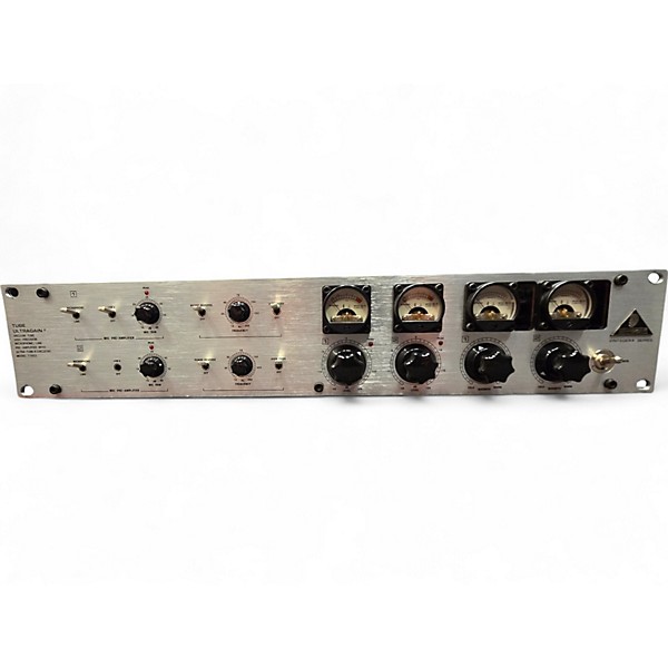 Used Behringer T1953 Power Amp