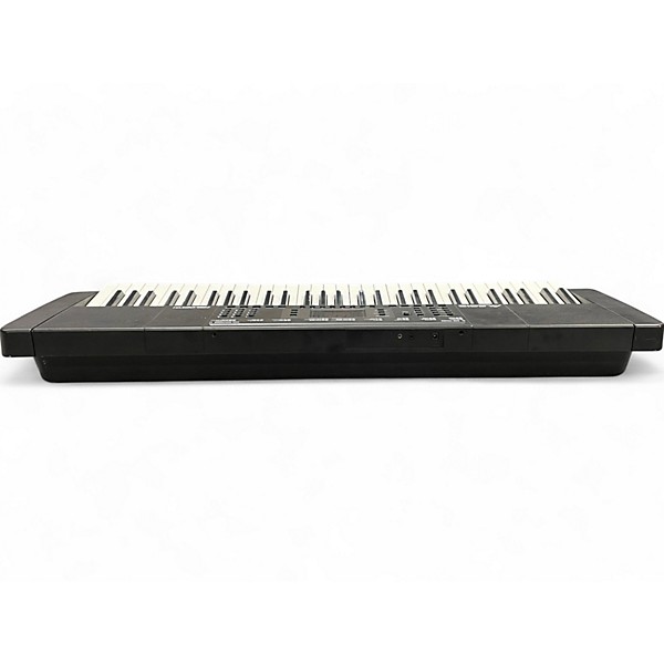 Used Alesis melody 61