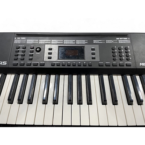 Used Alesis melody 61