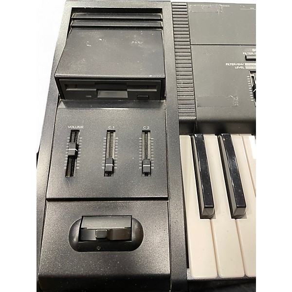 Used Roland XP-60 Keyboard Workstation