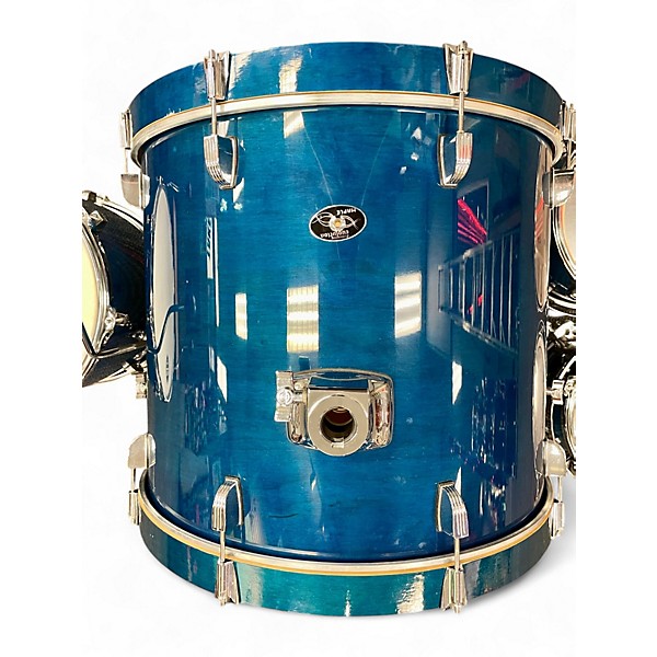 Used Ludwig 4 Piece Element Evolution Maple Ocean Blue Drum Kit