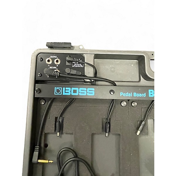 Used BOSS BCB60 Pedal Board