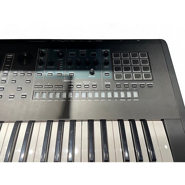 Used Roland Fantom 6 Keyboard Workstation