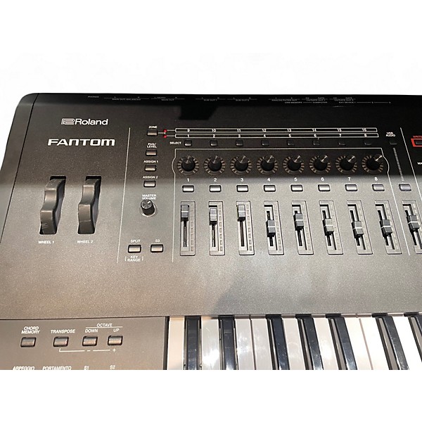 Used Roland Fantom 6 Keyboard Workstation