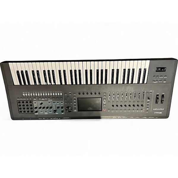 Used Roland Fantom 6 Keyboard Workstation