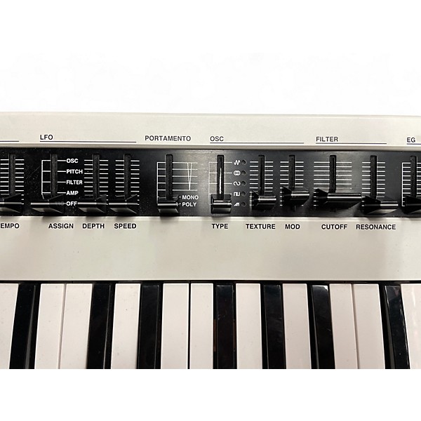 Used Yamaha reface cs Synthesizer