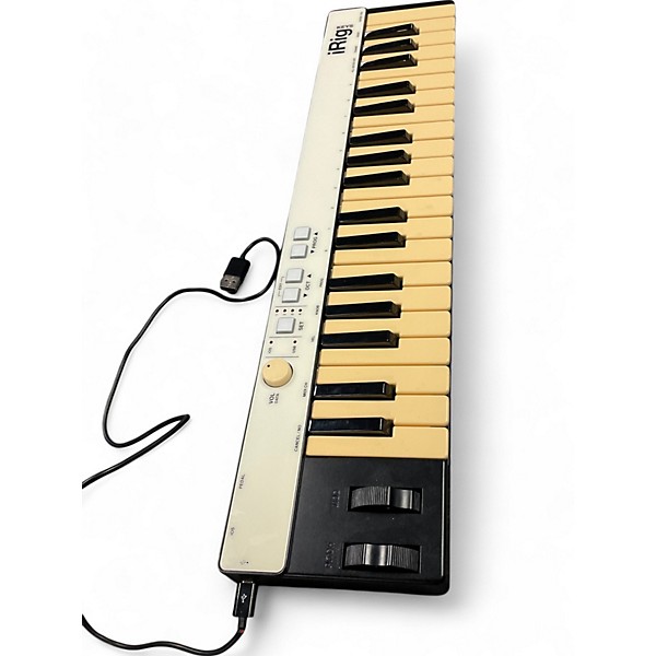 Used IK Multimedia IRIG KEYS MIDI Controller